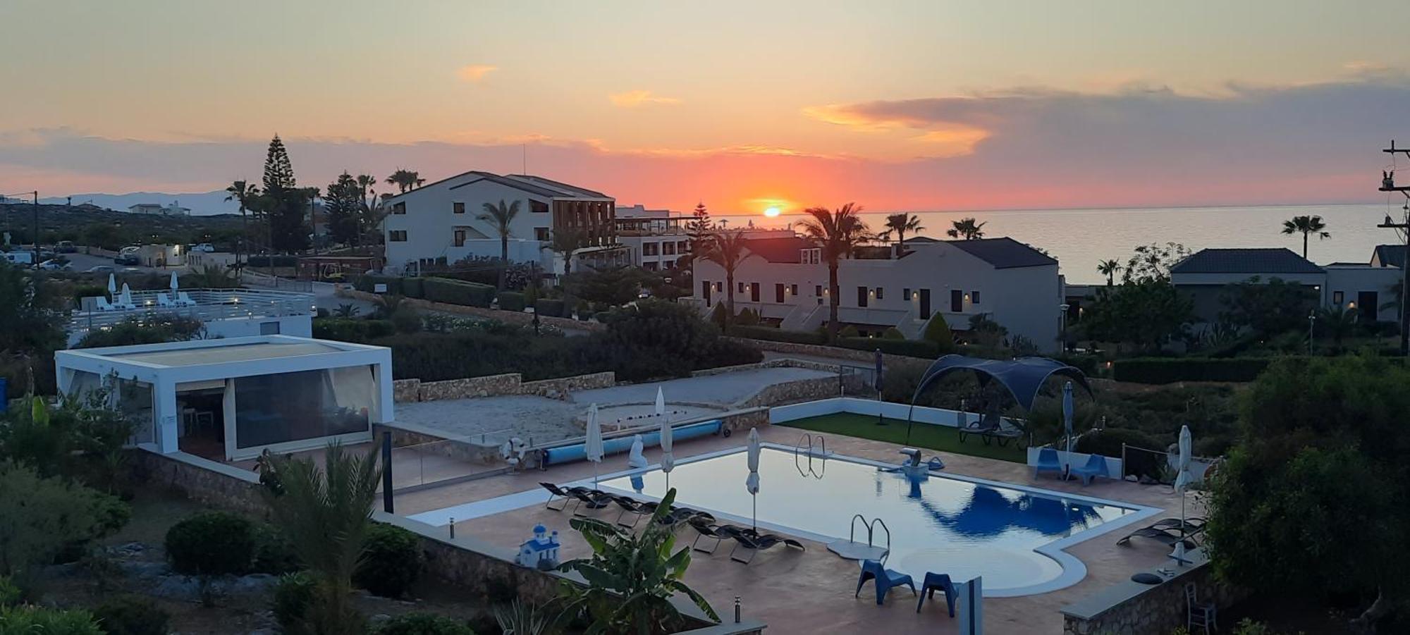 Poseidon Suites Hotel Stavrós エクステリア 写真
